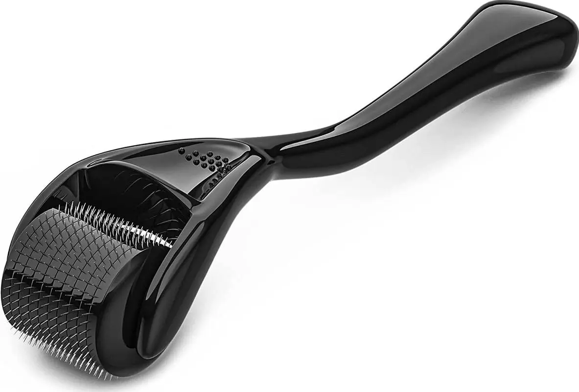 540-needle derma roller for face, body and beard on a neutral background – view 3