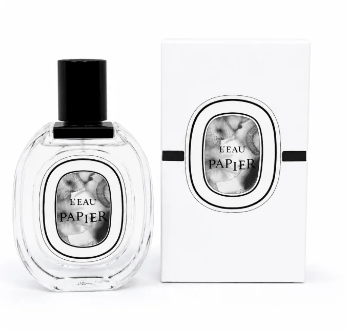 {title} — bottle photographed on neutral background; scent: floral, woody, fruit – view 2
