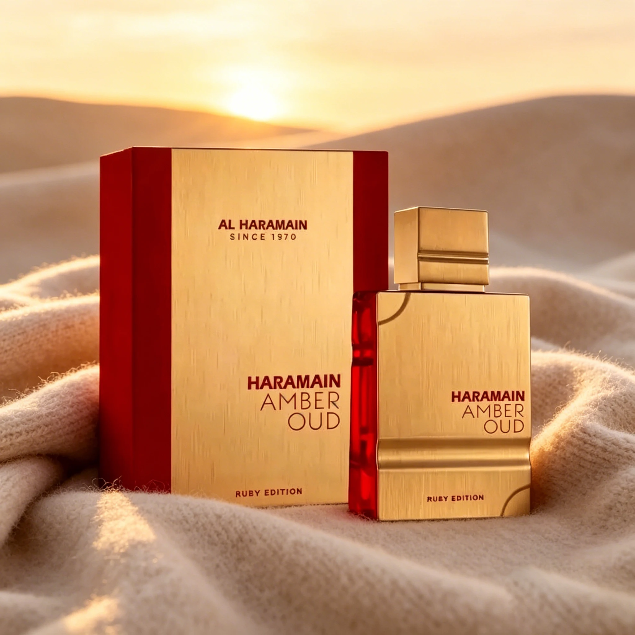 {title} — red‑gold contrasting bottle; berry and rose fragrance – view 3